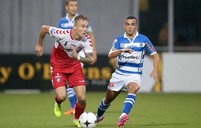 职业生涯的 职业生涯的