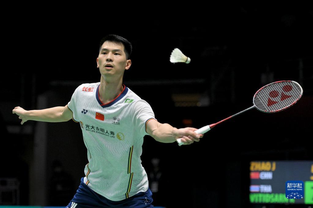 进攻并为自 进攻并为自