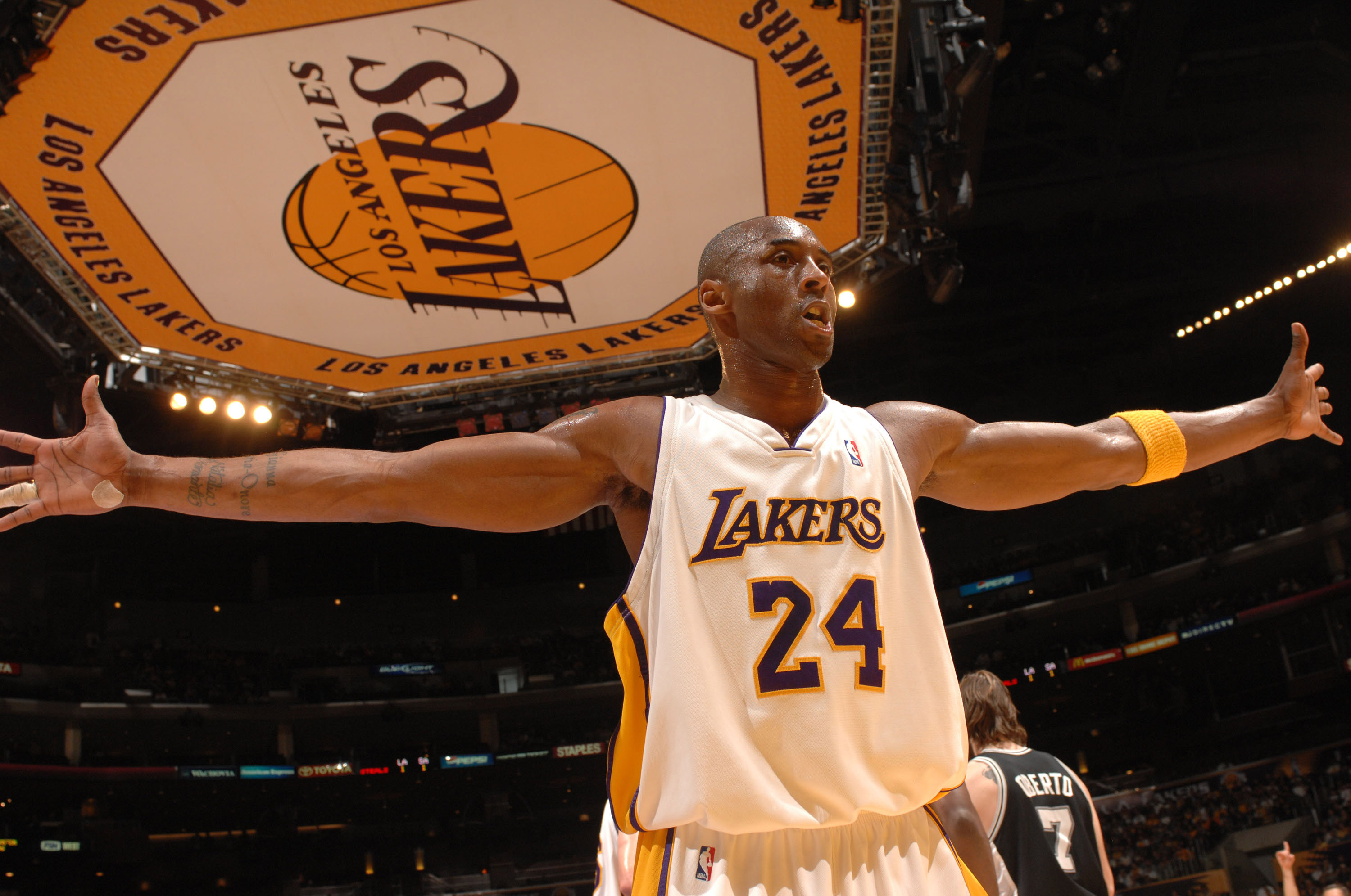 也有利于球 也有利于球