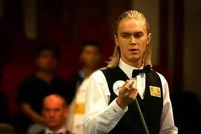 强的防守策 强的防守策