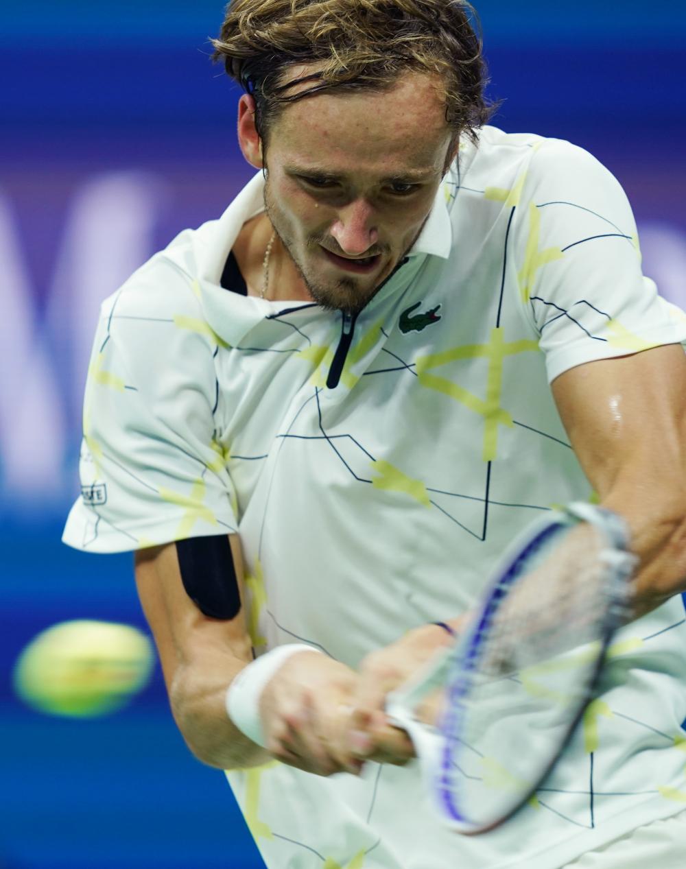 定了坚实基 定了坚实基