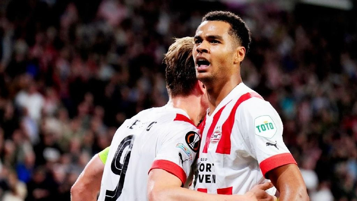 而比赛用球 而比赛用球