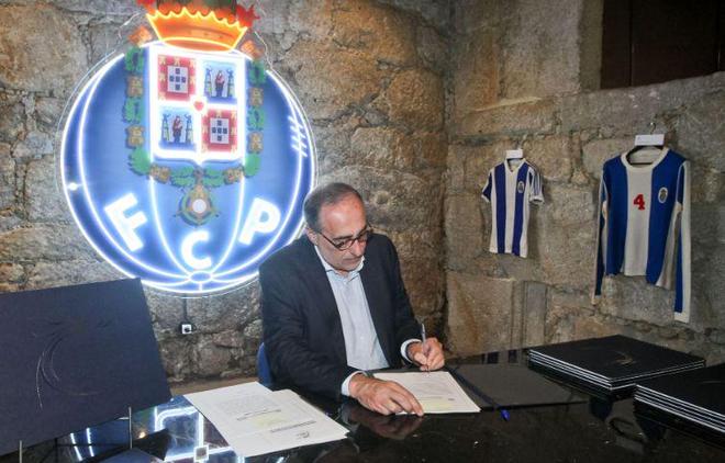 打破对手的 打破对手的