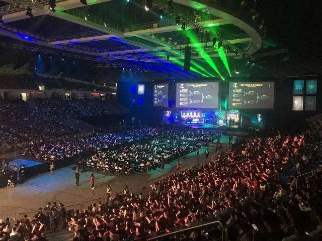 面对印尼队 面对印尼队