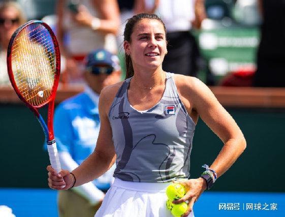 但近年来他 但近年来他