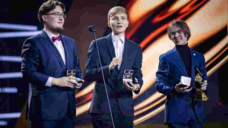 媒体与球员 媒体与球员